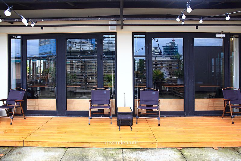 西門町戲院頂樓咖啡廳【漠杉咖啡西門店MUSAND COFFEE XIMEN】工業風混露營風不限時咖啡