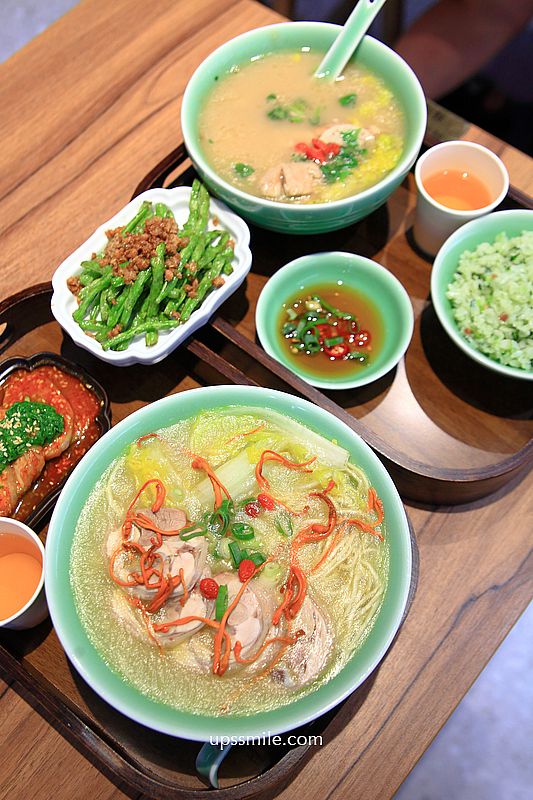 台北善導寺站美食【青嬌膠原麵館】忠青商行旗下文青風雞湯麵店與江浙菜