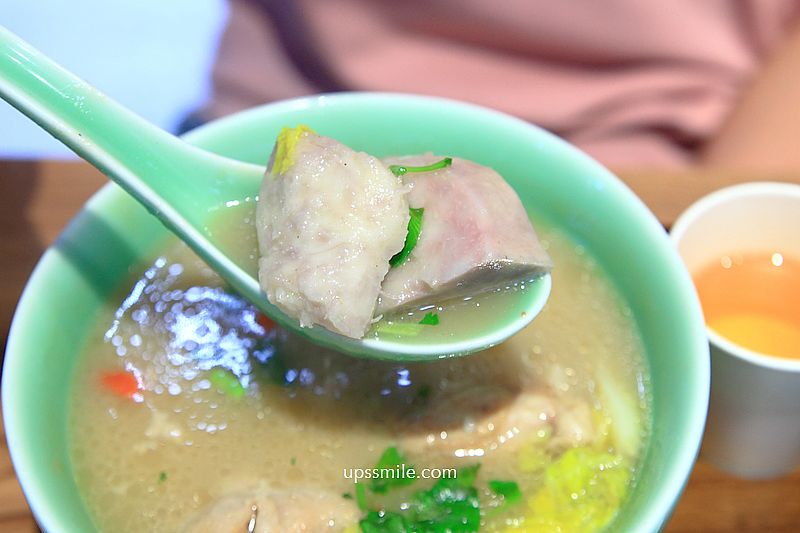 台北善導寺站美食【青嬌膠原麵館】忠青商行旗下文青風雞湯麵店與江浙菜
