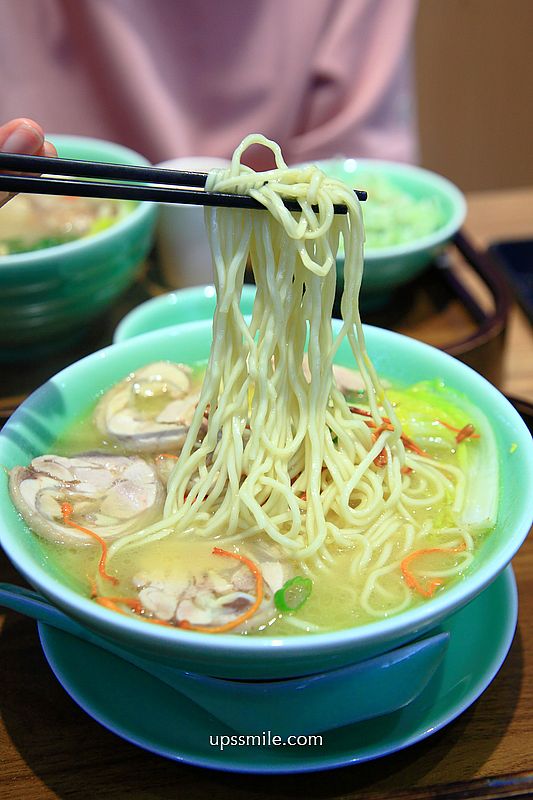 台北善導寺站美食【青嬌膠原麵館】忠青商行旗下文青風雞湯麵店與江浙菜
