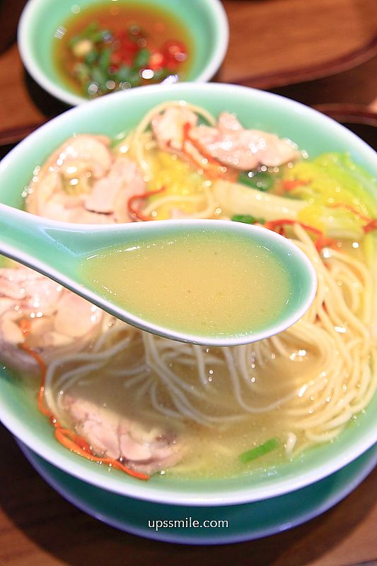 台北善導寺站美食【青嬌膠原麵館】忠青商行旗下文青風雞湯麵店與江浙菜