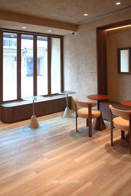 桃園咖啡廳【ふふや FuFuya】桃園八德寵物友善韓系咖啡廳，必吃桃園甜點戚風蛋糕