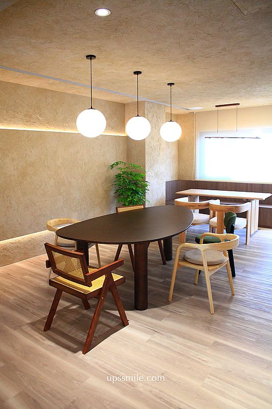 桃園咖啡廳【ふふや FuFuya】桃園八德寵物友善韓系咖啡廳，必吃桃園甜點戚風蛋糕