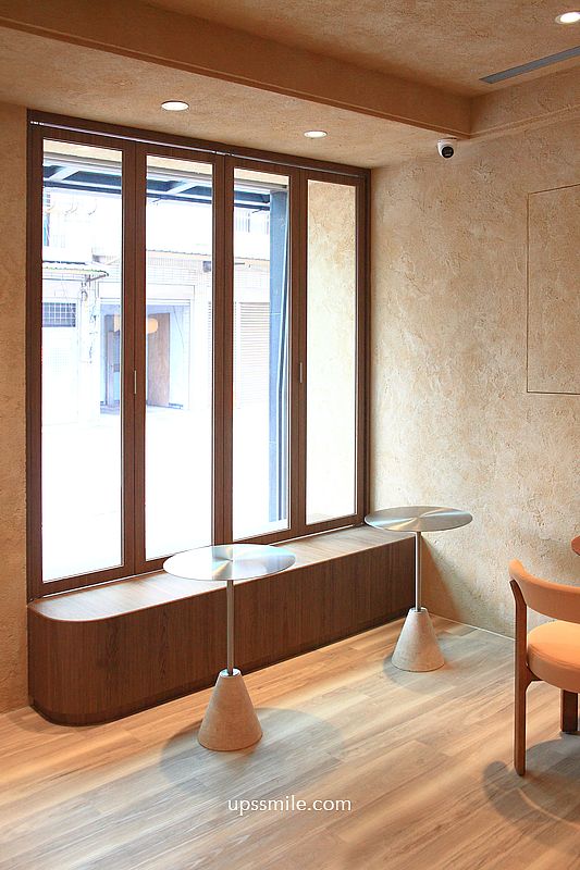 桃園咖啡廳【ふふや FuFuya】桃園八德寵物友善韓系咖啡廳，必吃桃園甜點戚風蛋糕