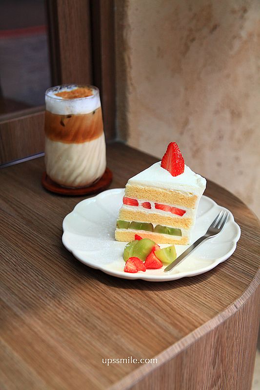 桃園咖啡廳【ふふや FuFuya】桃園八德寵物友善韓系咖啡廳，必吃桃園甜點戚風蛋糕