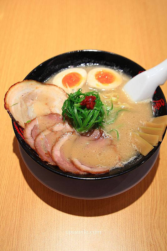 京都北白川拉麵插旗台灣【魁力屋拉麵台北本店】捷運中山站拉麵專賣店