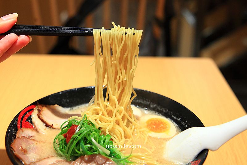 京都北白川拉麵插旗台灣【魁力屋拉麵台北本店】捷運中山站拉麵專賣店