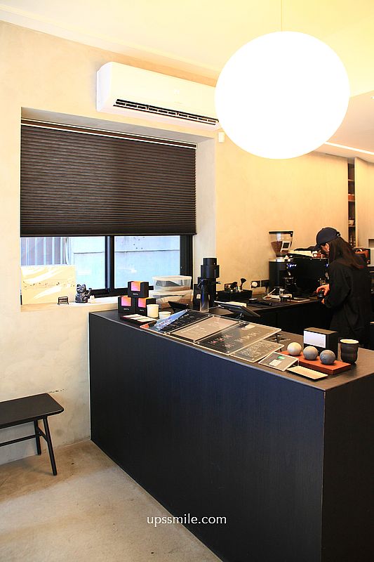 中山站咖啡廳【Instil Coffee Zhongshan中山店】主打淺焙SOE咖啡豆，黑白現代工業風不限時咖啡廳