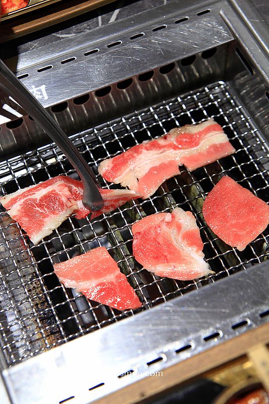 台北燒肉【IKIGAI燒肉專門店微風百貨店】忠孝復興站一人燒肉餐廳