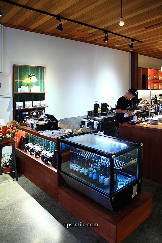 大稻埕老宅咖啡廳【ALL DAY ROASTING COMPANY大稻埕店】迪化街百年街屋古宅巴洛克建築