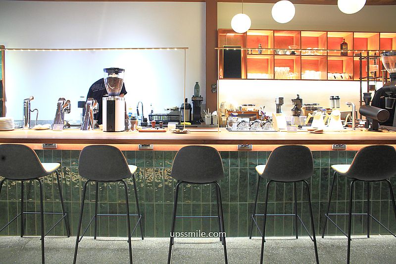 大稻埕老宅咖啡廳【ALL DAY ROASTING COMPANY大稻埕店】迪化街百年街屋古宅巴洛克建築