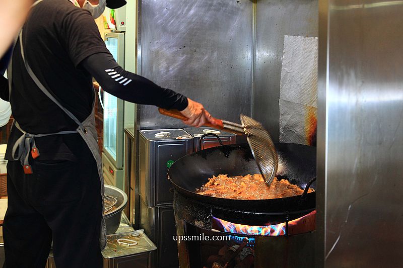 寧夏夜市美食【瑪吉臭豆腐】外國人讚賞的台北臭豆腐
