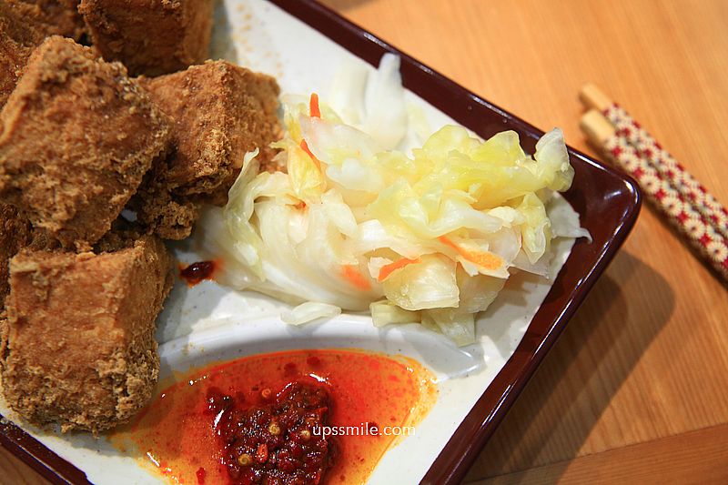 寧夏夜市美食【瑪吉臭豆腐】外國人讚賞的台北臭豆腐