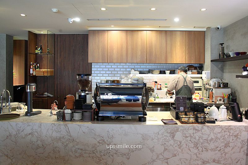 台北咖啡廳【LOTUS CAFFÉ】捷運大安站咖啡廳,必吃招牌甜點伯爵焙茶麻糬鬆餅 台北咖啡廳【LOTUS CAFFÉ】捷運大安站咖啡廳,必吃招牌甜點伯爵焙茶麻糬鬆餅