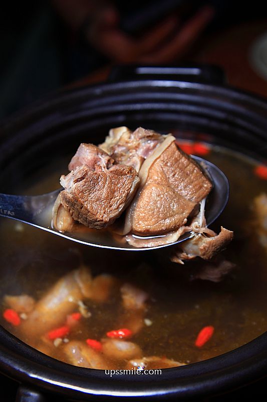 新竹美食【三年二班羊肉爐薑母鴨】竹北老店好吃快炒與羊肉爐，友達董座聚餐首選