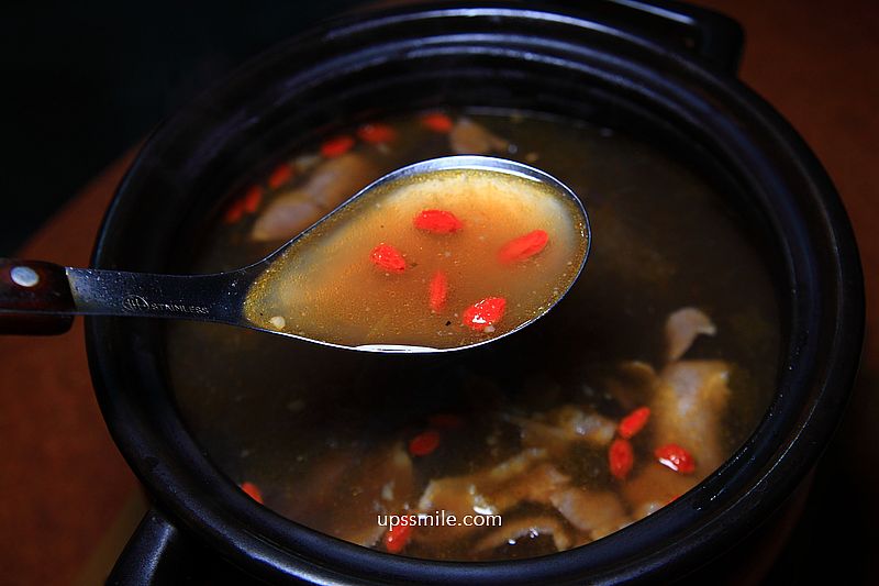 新竹美食【三年二班羊肉爐薑母鴨】竹北老店好吃快炒與羊肉爐，友達董座聚餐首選