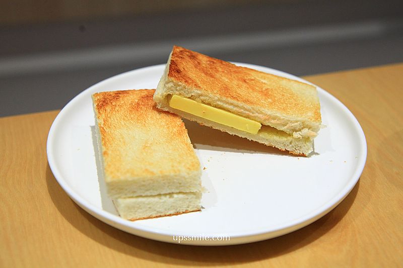 台北早午餐【福來早餐光復店】台式早餐必吃熱炒蘿蔔糕尬米腸、新加坡咖椰吐司