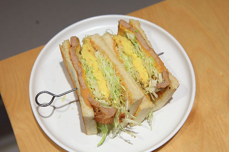 台北早午餐【福來早餐光復店】台式早餐必吃熱炒蘿蔔糕尬米腸、新加坡咖椰吐司