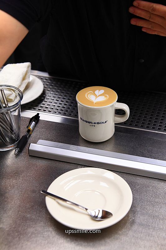 台北老宅咖啡廳【甜酸三號店Sweet & Sour Coffee Wave錦町門市】攜手Frisson打造黑膠音樂選物空間
