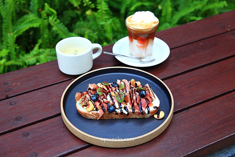 台北老宅咖啡廳【甜酸三號店Sweet & Sour Coffee Wave錦町門市】攜手Frisson打造黑膠音樂選物空間