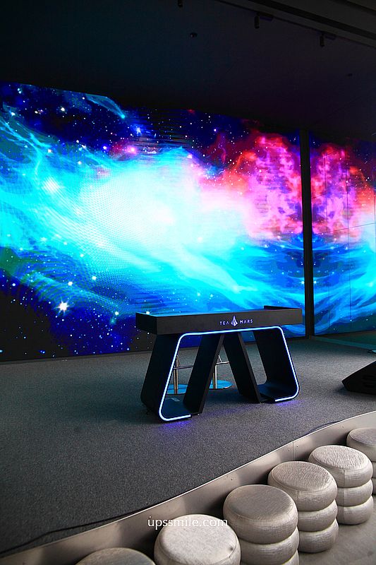 台中美食【茶馬司繁星旗艦店】台中南屯區景點宇宙太空銀河系咖啡廳，台中不限時咖啡廳