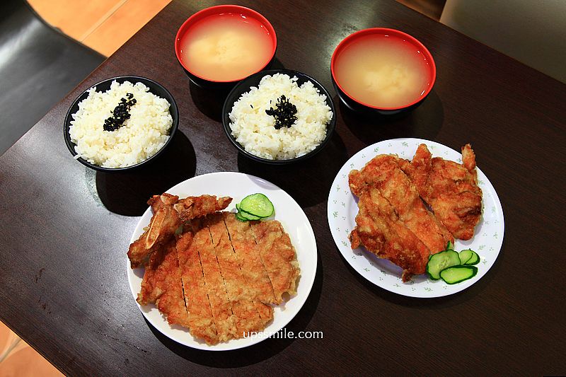 台中美食【范記金之園草袋飯總店】台中米其林必比登推介40年老店便當店，台中簡餐排骨飯雞腿飯推薦