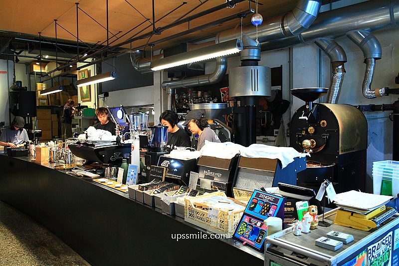 台中咖啡【coffee stopover black】2026全球百大咖啡廳，台中工業風自家烘焙咖啡廳