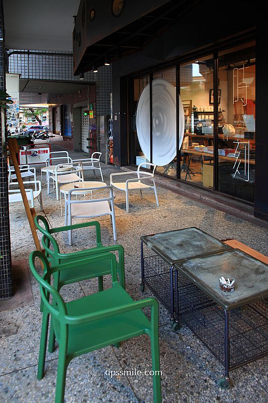 台中咖啡【coffee stopover black】2026全球百大咖啡廳，台中工業風自家烘焙咖啡廳