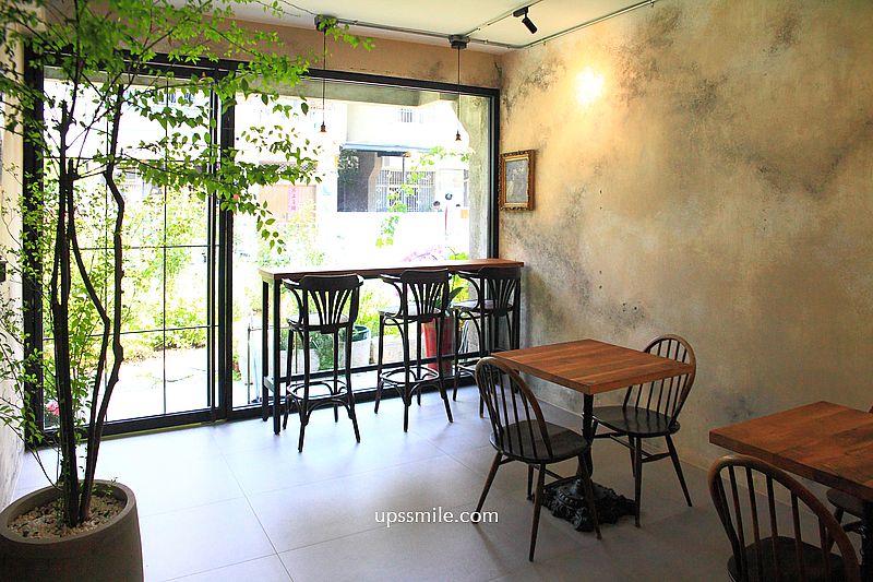 台中南屯區美食【華麗百歲】台中最新黎明新村法式歐風老宅早午餐咖啡廳