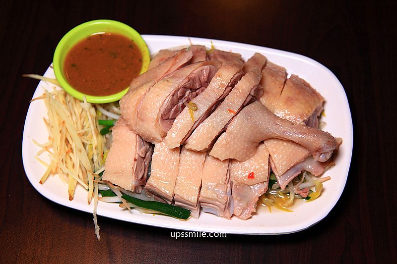 新竹美食【鼎鴨鴨肉飯竹北總店】竹北必吃超強炸蛋鴨肉飯，新竹滷肉飯與鴨肉推薦