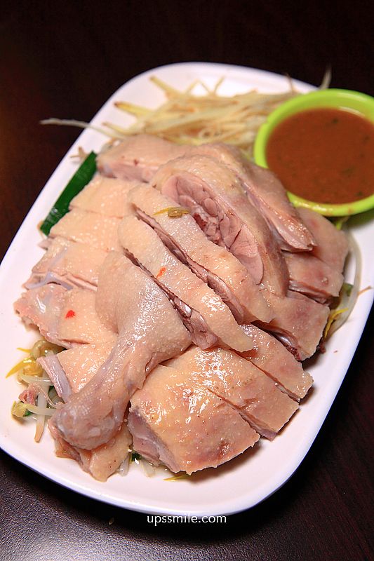 新竹美食【鼎鴨鴨肉飯竹北總店】竹北必吃超強炸蛋鴨肉飯，新竹滷肉飯與鴨肉推薦
