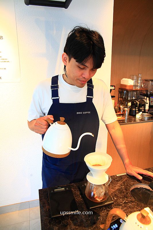 台北咖啡廳【REC COFFEE Taiwan台北敦化店】福岡冠軍咖啡新店插旗台北東區
