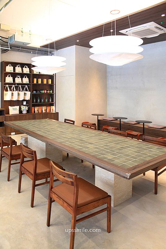桃園中壢美食【輕綠舍二店The LITE】桃園青埔早午餐咖啡廳2026新開幕