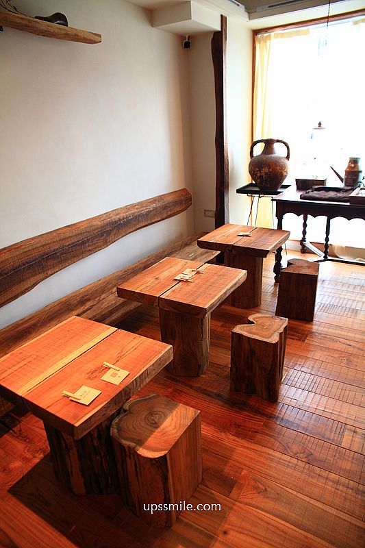 台中早午餐咖啡廳【Ruder’s Cafe台中店】路得行旅台中館6樓，台中火車站日式復古木質調咖啡廳氛圍