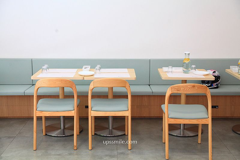 新莊美食【REEDS PIZZERIA & COFFEE新莊榮富店】新莊純白玻璃屋麵包早午餐咖啡廳 新莊美食【REEDS PIZZERIA & COFFEE新莊榮富店】新莊純白玻璃屋麵包早午餐咖啡廳