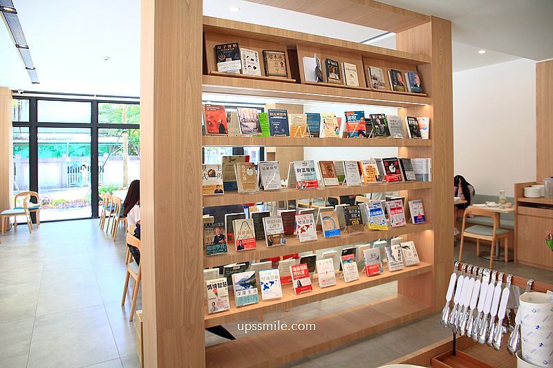 新莊美食【REEDS PIZZERIA & COFFEE新莊榮富店】新莊純白玻璃屋麵包早午餐咖啡廳 新莊美食【REEDS PIZZERIA & COFFEE新莊榮富店】新莊純白玻璃屋麵包早午餐咖啡廳