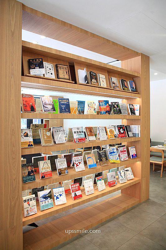 新莊美食【REEDS PIZZERIA & COFFEE新莊榮富店】新莊純白玻璃屋麵包早午餐咖啡廳 新莊美食【REEDS PIZZERIA & COFFEE新莊榮富店】新莊純白玻璃屋麵包早午餐咖啡廳