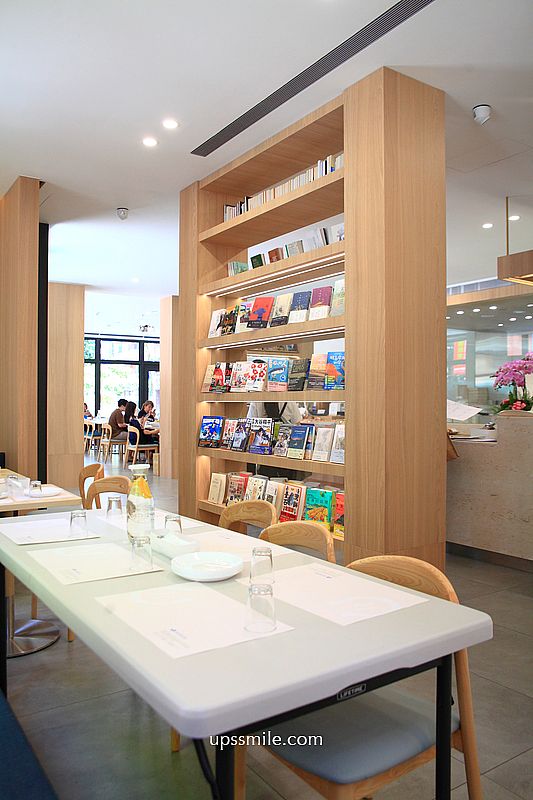 新莊美食【REEDS PIZZERIA & COFFEE新莊榮富店】新莊純白玻璃屋麵包早午餐咖啡廳 新莊美食【REEDS PIZZERIA & COFFEE新莊榮富店】新莊純白玻璃屋麵包早午餐咖啡廳