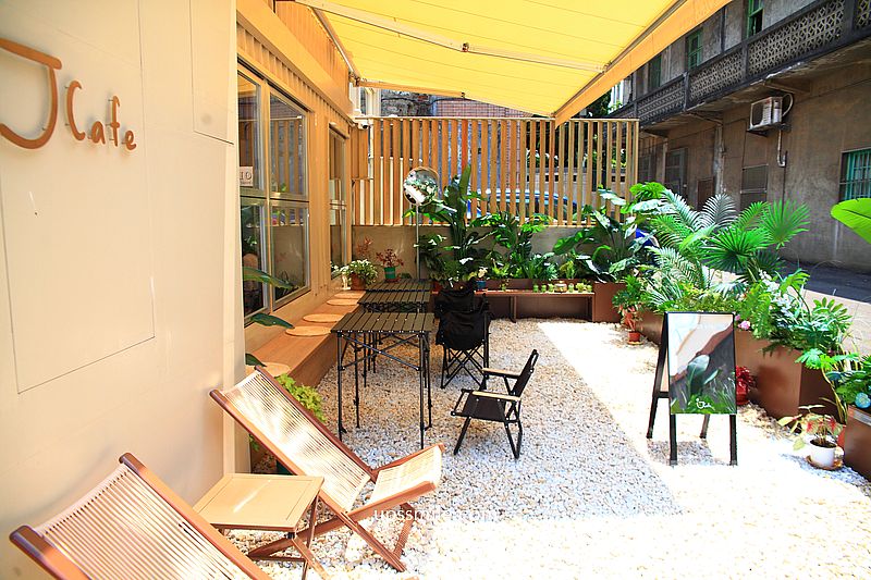 桃園咖啡廳【益棧咖啡 iJ Cafe】中壢韓系咖啡廳混搭露營風,中壢早午餐咖啡廳推薦 桃園咖啡廳【益棧咖啡 iJ Cafe】中壢韓系咖啡廳混搭露營風,中壢早午餐咖啡廳推薦