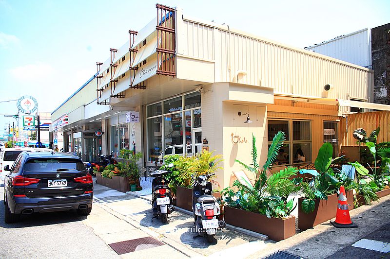 桃園咖啡廳【益棧咖啡 iJ Cafe】中壢韓系咖啡廳混搭露營風,中壢早午餐咖啡廳推薦 桃園咖啡廳【益棧咖啡 iJ Cafe】中壢韓系咖啡廳混搭露營風,中壢早午餐咖啡廳推薦