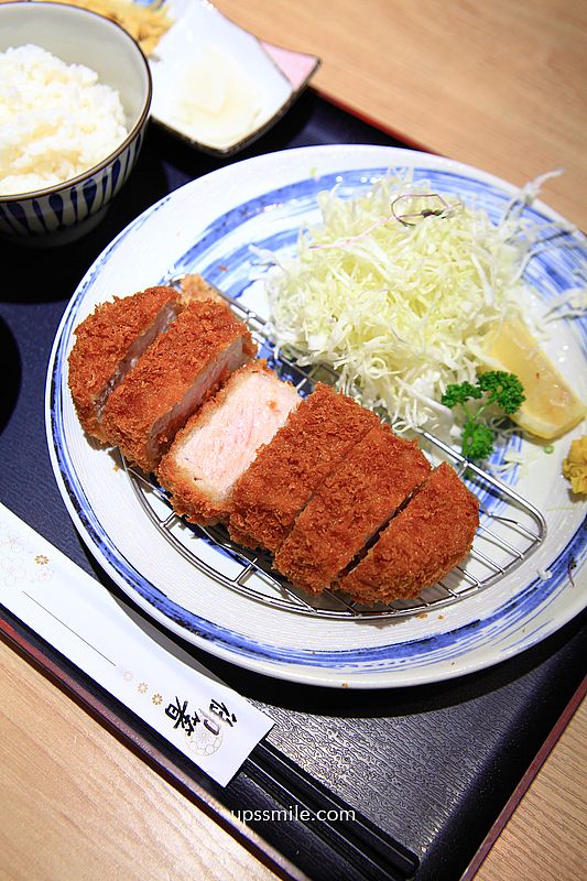 台北熟成豬排【富士豬排とんかつ富士熟成豬排小巨蛋店】師承日本炸豬排名店 台北熟成豬排【富士豬排とんかつ富士熟成豬排小巨蛋店】師承日本炸豬排名店