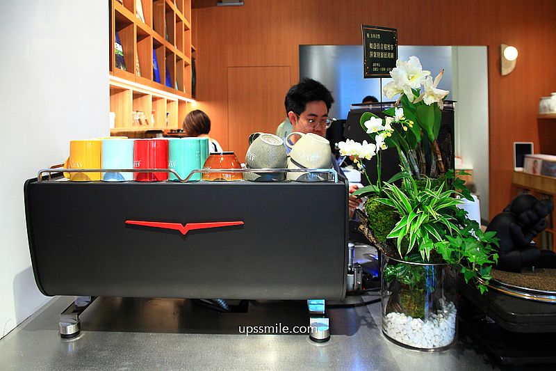 台北黑膠唱片咖啡廳【AVC Coffee Roasters 】台北自家烘焙咖啡廳,創意拉花 台北黑膠唱片咖啡廳【AVC Coffee Roasters 】台北自家烘焙咖啡廳,創意拉花