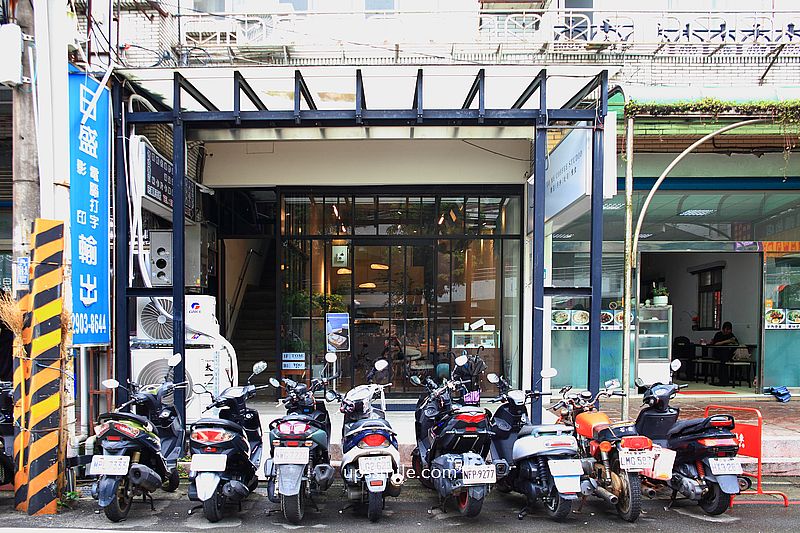 新莊美食【To Me Coffee Studio】捷運輔大站早午餐，新莊不限時咖啡廳