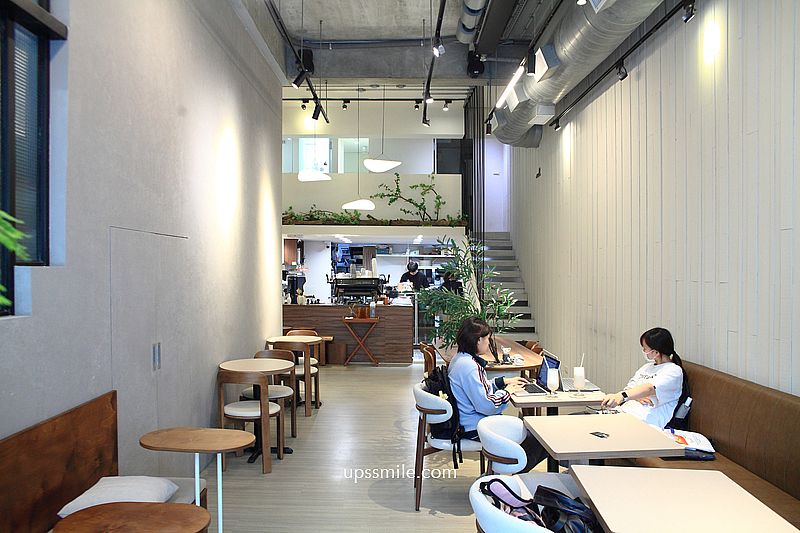 新莊美食【To Me Coffee Studio】捷運輔大站早午餐，新莊不限時咖啡廳