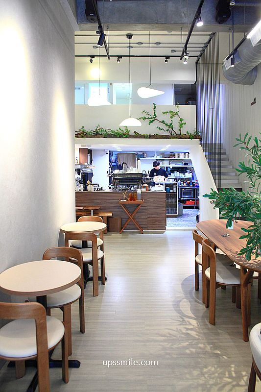 新莊美食【To Me Coffee Studio】捷運輔大站早午餐，新莊不限時咖啡廳