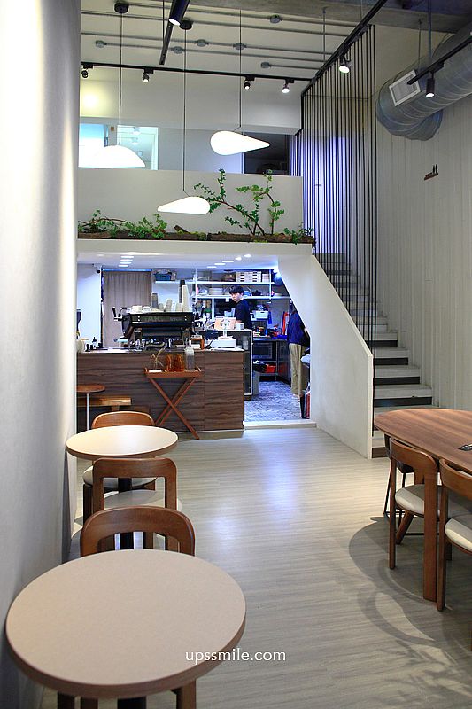 新莊美食【To Me Coffee Studio】捷運輔大站早午餐，新莊不限時咖啡廳