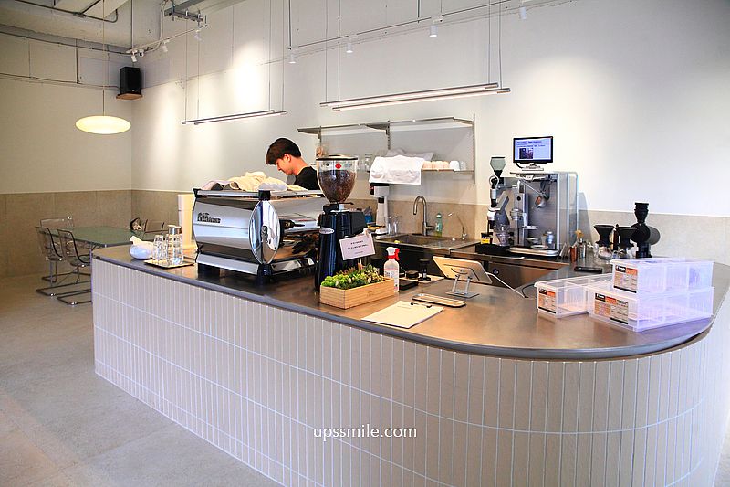 民生社區咖啡廳【Twi A Coffee Roasters 錘子咖啡民生店】天母人氣自家烘焙咖啡廳開分店