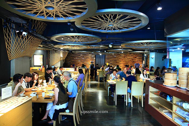 台北松山區美食【杭州小籠湯包民生店】米其林必比登推介台北美食