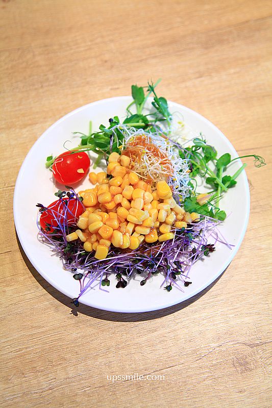 新店裕隆城美食【TOK牛排屋】新店牛排，最低398元自助吧吃到飽