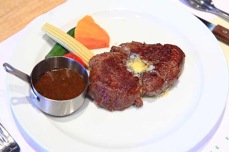 新店裕隆城美食【TOK牛排屋】新店牛排，最低398元自助吧吃到飽